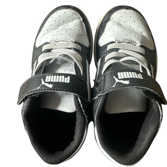 Puma Black and White Sneakers with Velcro Strap Toddler Size 11C - Picture 3 of 6